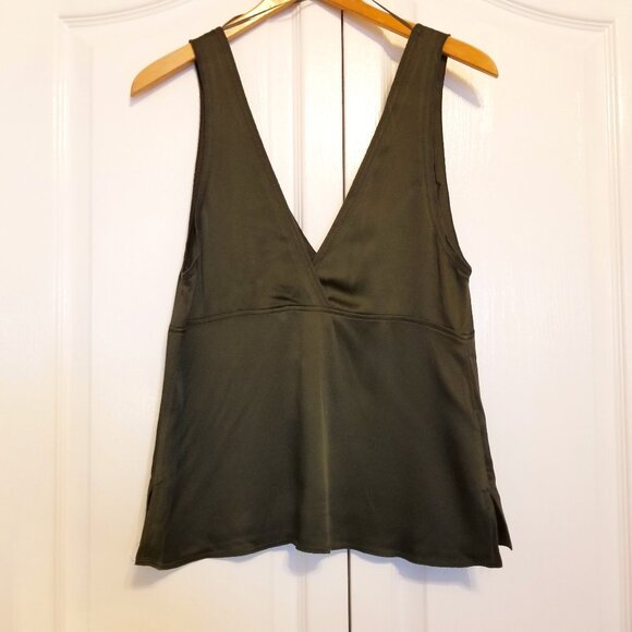 NWT Zara Satin Tank Top XS Olive Green Womens Top Vneck Relaxed Fit Mid Length - Picture 4 of 8